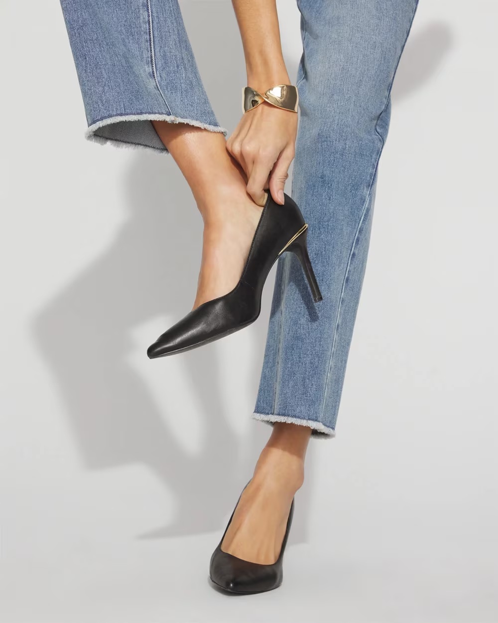 Gold Accent Comfort Pump Black